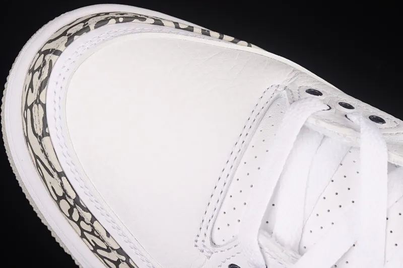 All categories Air Jordan Jordan series basketball shoes Air Jordan 3 foreign trade version Air Jordan 3 UNC AJ3 Joe 3 North Carolina blue white burst blue crack mid-basketball sneakers CT8532-104